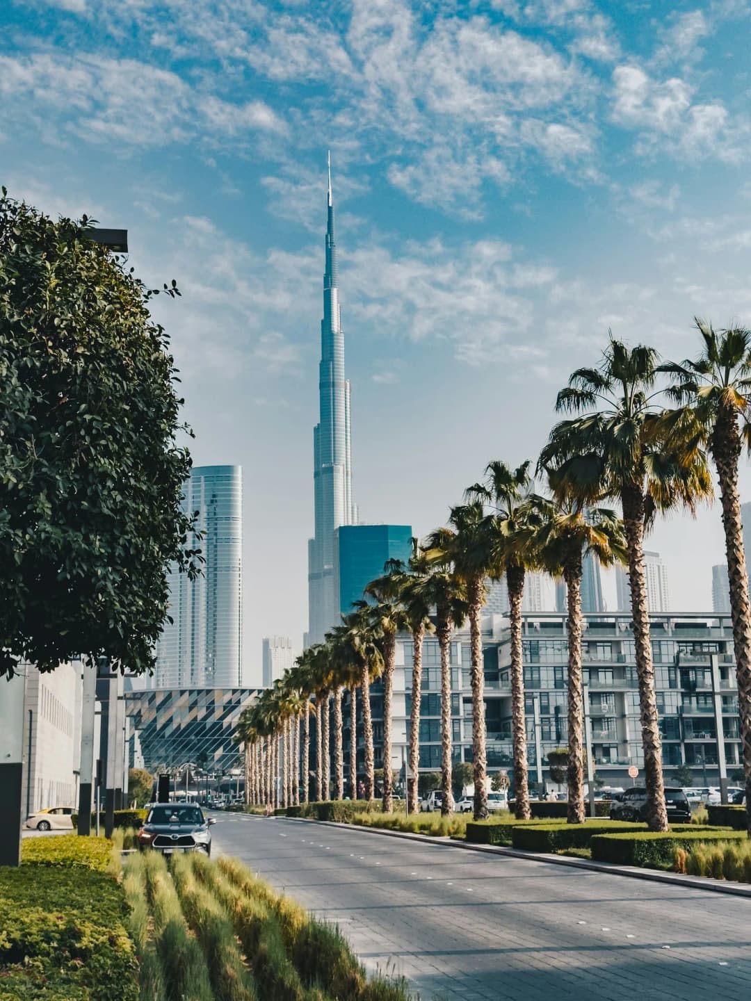 Dubai boulevard architecture